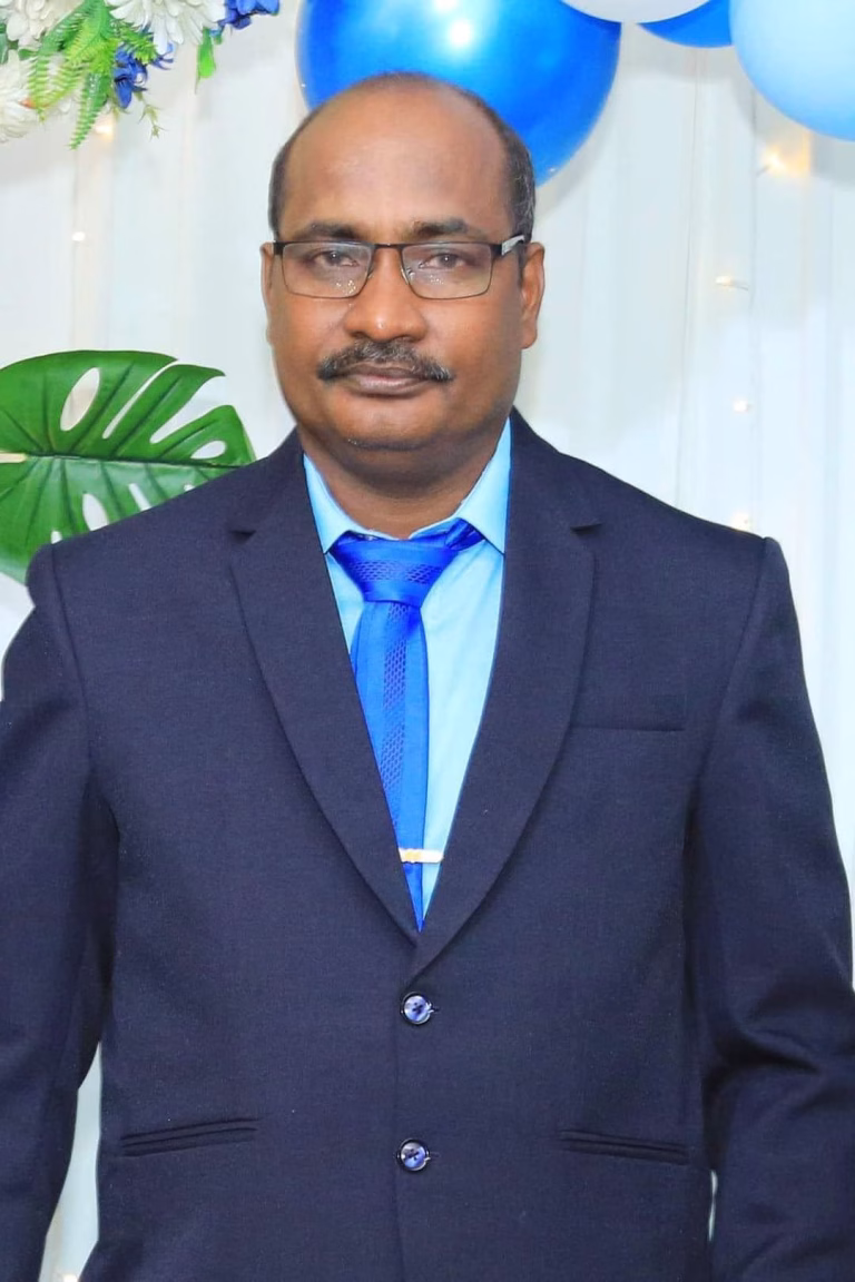 ஐங்கரன்.. என்னும் ஊரவன்..! 26.08.2024 இன்று அதிகாலை முதல் காரை மண் மயான அமைதியில் உறைந்துள்ளது.