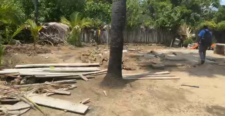 காரைநகர் ஊரி பிரதேச குடும்பத்தின் அனர்த்த பாதிப்படைந்த குடும்பத்திற்கு முகநூல் வாயிலாக வளங்கிய நிதி கையளிக்கப்பட்டது. 07.08.2024.