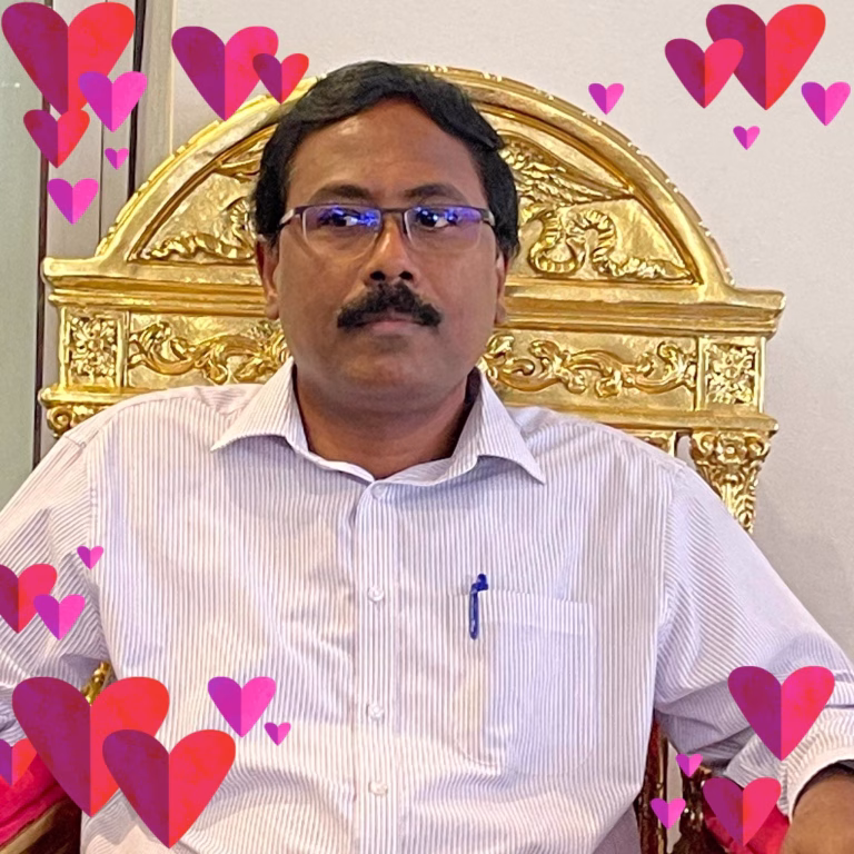 ஊரிற்காக நேரடியாக உதவும் ஐம்பது பேர்களில் ‘எனது ஊர் காரைநகர்’ ஊடாக எந்த செய்தி வெளியானாலும் ‘என்ன செய்ய வேண்டும்..?’ என உடனடியாக தொடர்பு கொள்பவர்களில் திரு.ஈசன் அவர்களும் ஒருவர்.