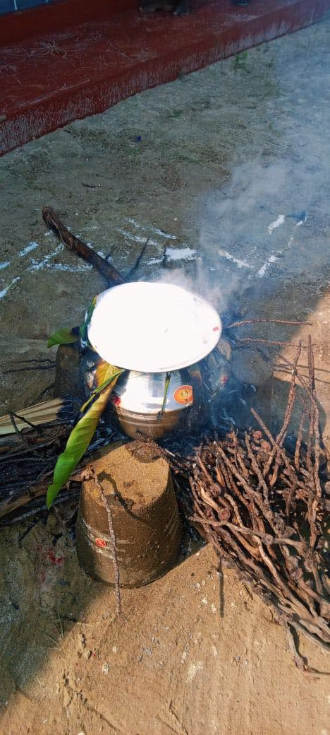 ‘தான் ஆடாவிட்டாலும் தன் தசை ஆடும்..’ எங்க வீட்டை பொங்க வைச்ச நண்பர்களிற்கு நன்றி.