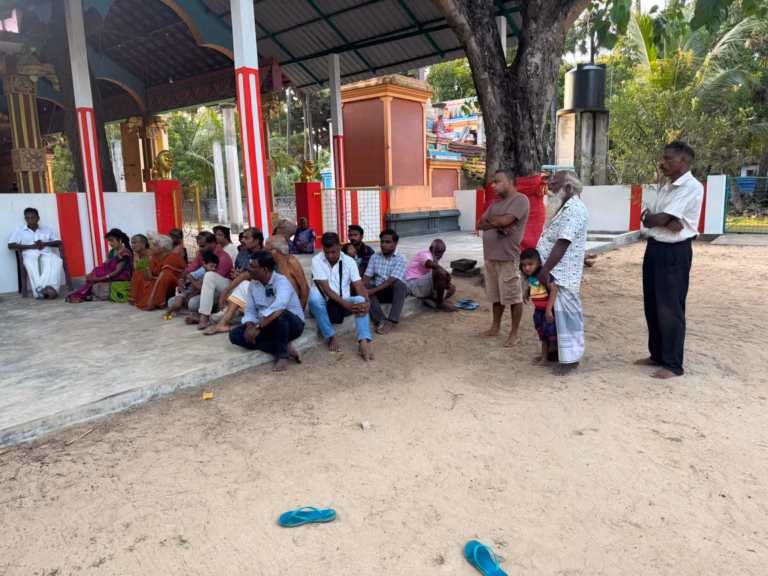 நீலிப்பந்தனை அம்பாள் ஆலய கும்பாபிஷேக திருப்பணி செயற்குழு அங்கத்தவர்களை அம்பாள் அடியவர்கள் கலந்துரையாடலின் போது தெரிவு செய்தனர்.